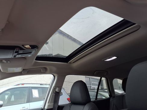 Certified 2025 Subaru Outback Limited image 20