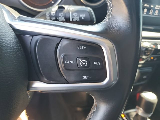 Used 2018 Jeep Wrangler Unlimited Sahara w/ Safety Group AWD/4WD image 13