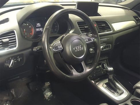 Used 2018 Audi Q3 2.0T Premium w/ Convenience Package image 11