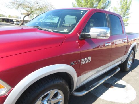 Used 2014 RAM 1500 Laramie w/ Convenience Group image 8