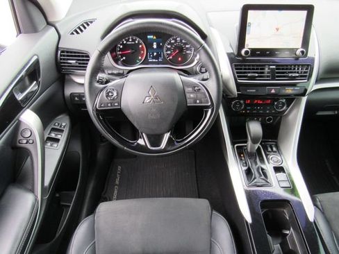 Used 2024 Mitsubishi Eclipse Cross SE AWD/4WD image 19