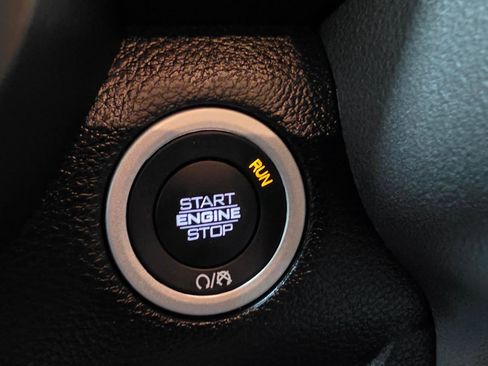 Used 2021 RAM 1500 Big Horn image 35