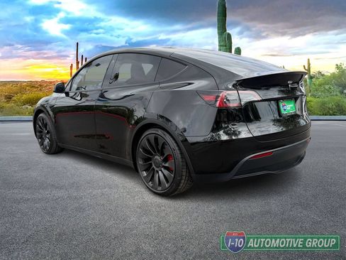 Used 2023 Tesla Model Y Performance AWD/4WD image 7