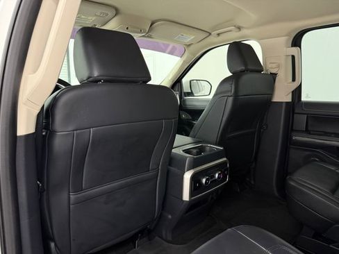 Used 2023 Ford Expedition XLT RWD image 30