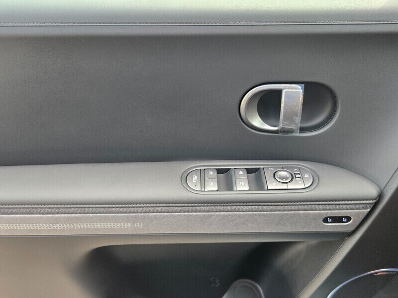 New 2026 Hyundai Ioniq 5 Limited RWD image 11