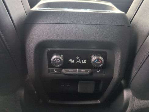 New 2026 GMC Acadia Denali Ultimate AWD/4WD image 27