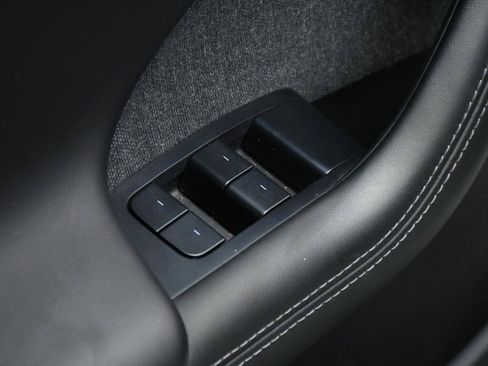 Used 2021 Tesla Model S Plaid AWD/4WD image 14