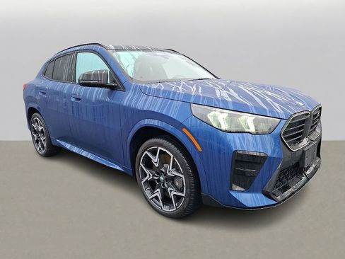 Used 2025 BMW X2 M35i w/ Premium Package image 3