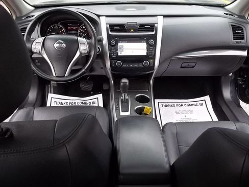 Used 2013 Nissan Altima 2.5 SL w/ Technology Pkg image 17