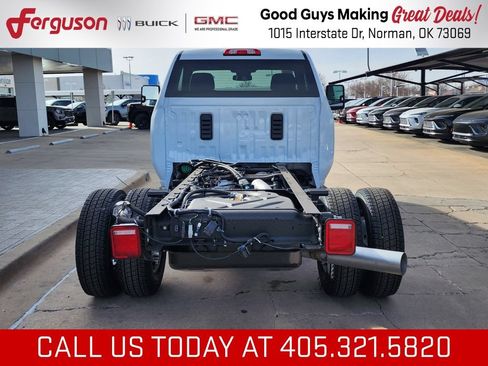 New 2026 GMC Sierra 3500 Pro AWD/4WD image 4