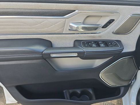 Used 2023 RAM 1500 Limited image 18