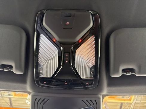Used 2023 BMW X3 xDrive30i w/ Premium Package AWD/4WD image 28