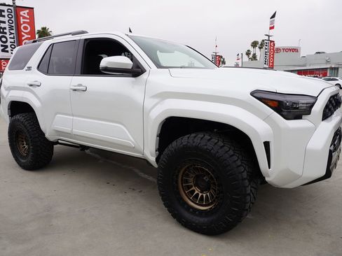 New 2026 Toyota 4Runner TRD Sport RWD image 3