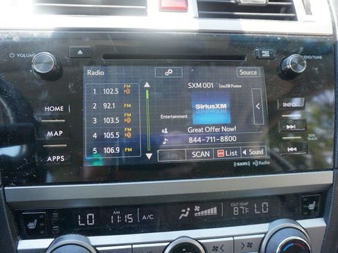Used 2017 Subaru Outback 2.5i Limited AWD/4WD image 11