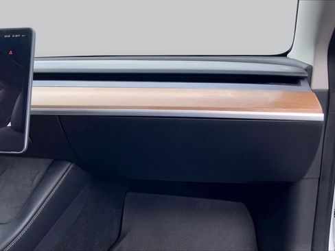 Used 2023 Tesla Model 3 Standard Range RWD image 17