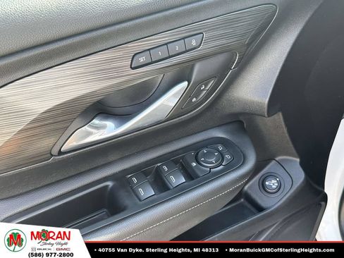 Certified 2023 GMC Terrain SLT FWD image 17