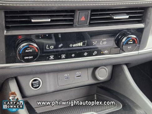 Used 2023 Nissan Rogue SV FWD image 20