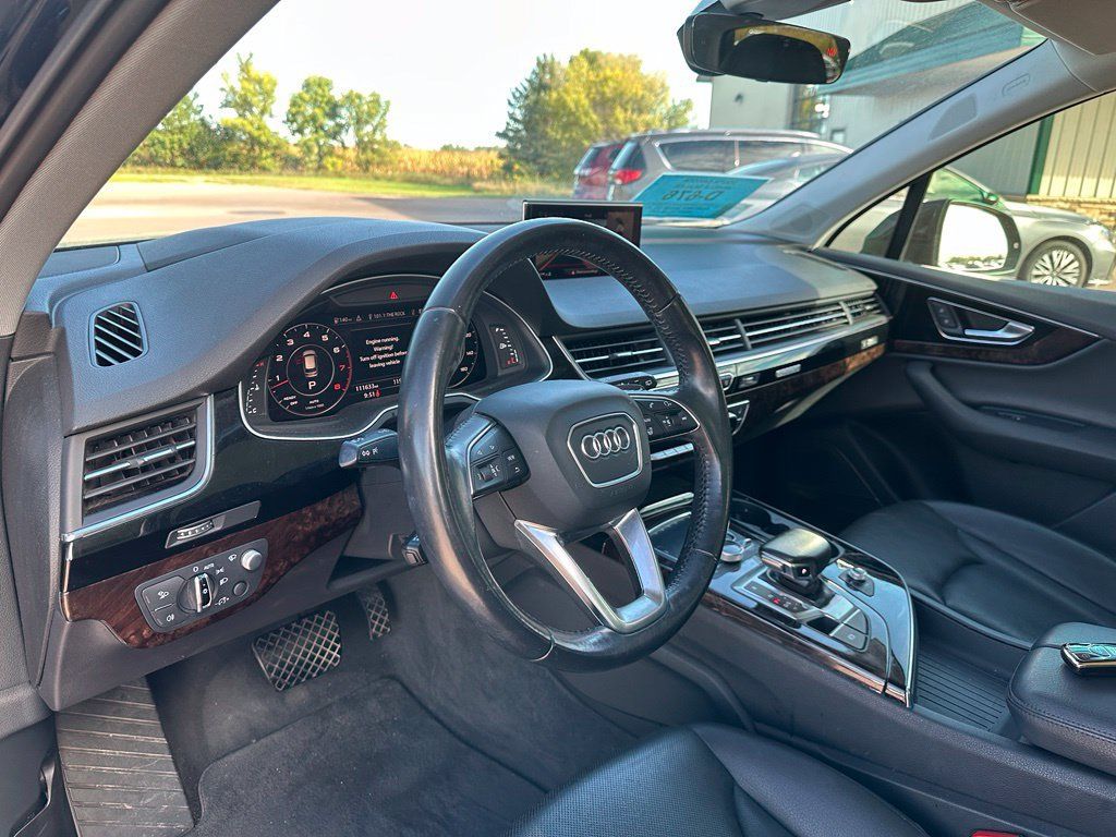 Used 2017 Audi Q7 3.0T Prestige w/ Prestige Package AWD/4WD image 13