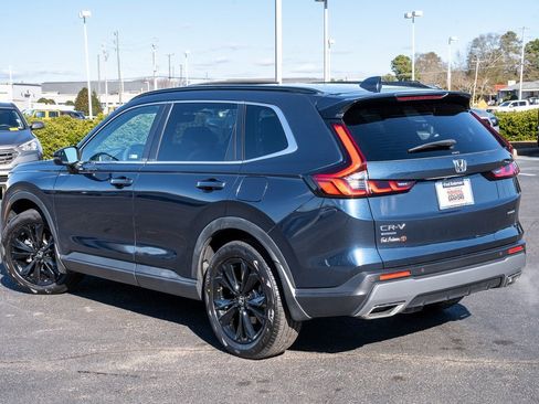 Used 2024 Honda CR-V Sport Touring image 3