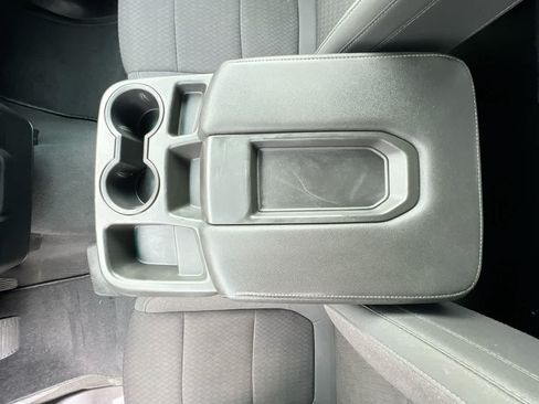 Used 2021 Chevrolet Silverado 1500 LT AWD/4WD image 21
