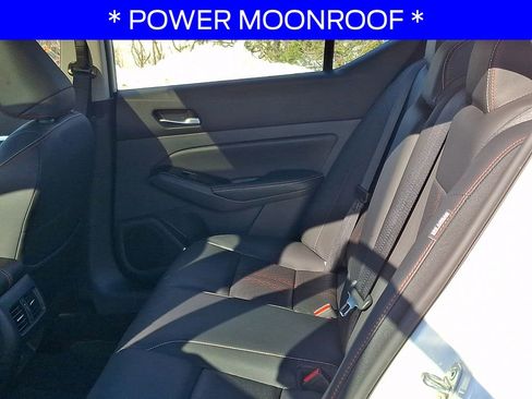 Used 2023 Nissan Altima 2.0 SR image 10