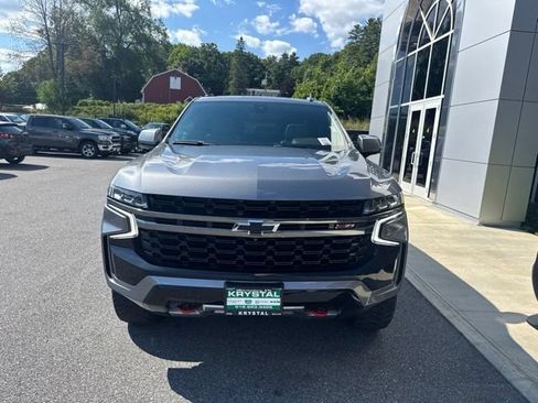 Used 2022 Chevrolet Tahoe Z71 w/ Z71 Off-Road Package AWD/4WD image 2