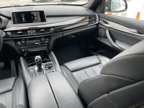 Used 2019 BMW X6 xDrive35i w/ Premium Package image 11