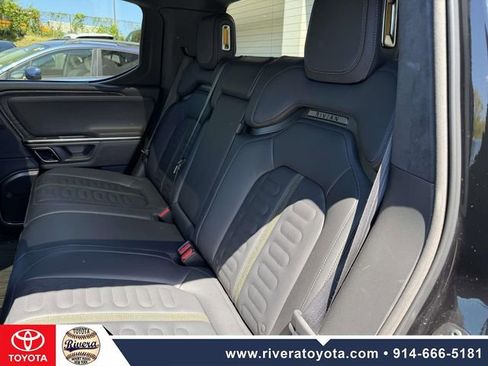 Used 2023 Rivian R1T Adventure AWD/4WD image 15