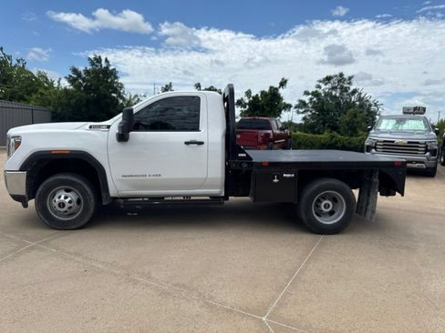 Used 2023 GMC Sierra 3500 Pro AWD/4WD image 2