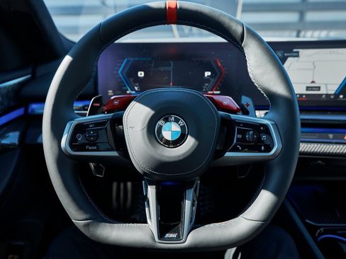 Used 2025 BMW M5 Touring image 56