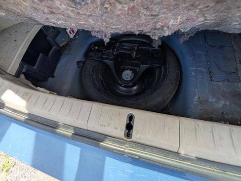 Used 2005 Toyota Prius FWD image 26