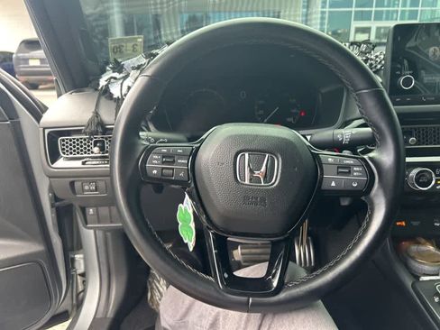 Used 2025 Honda Civic Sport image 17