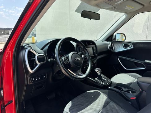 Used 2020 Kia Soul X-Line FWD image 11