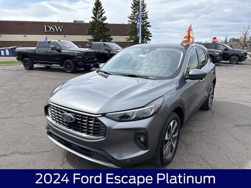 Used 2024 Ford Escape Platinum AWD/4WD image 3