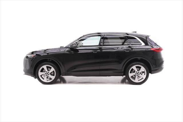 Certified 2025 Audi Q5 Premium w/ Premium Plus AWD/4WD image 3