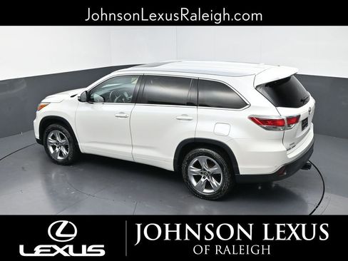 Used 2016 Toyota Highlander Limited image 26