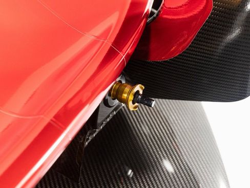 Used 2015 McLaren P1 image 92