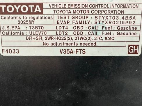 Used 2025 Toyota Tundra Platinum AWD/4WD image 72