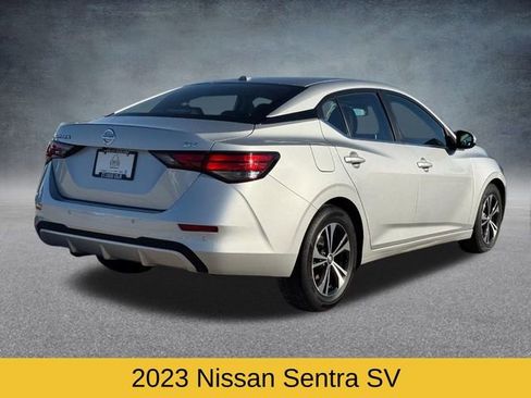 Used 2023 Nissan Sentra SV image 3