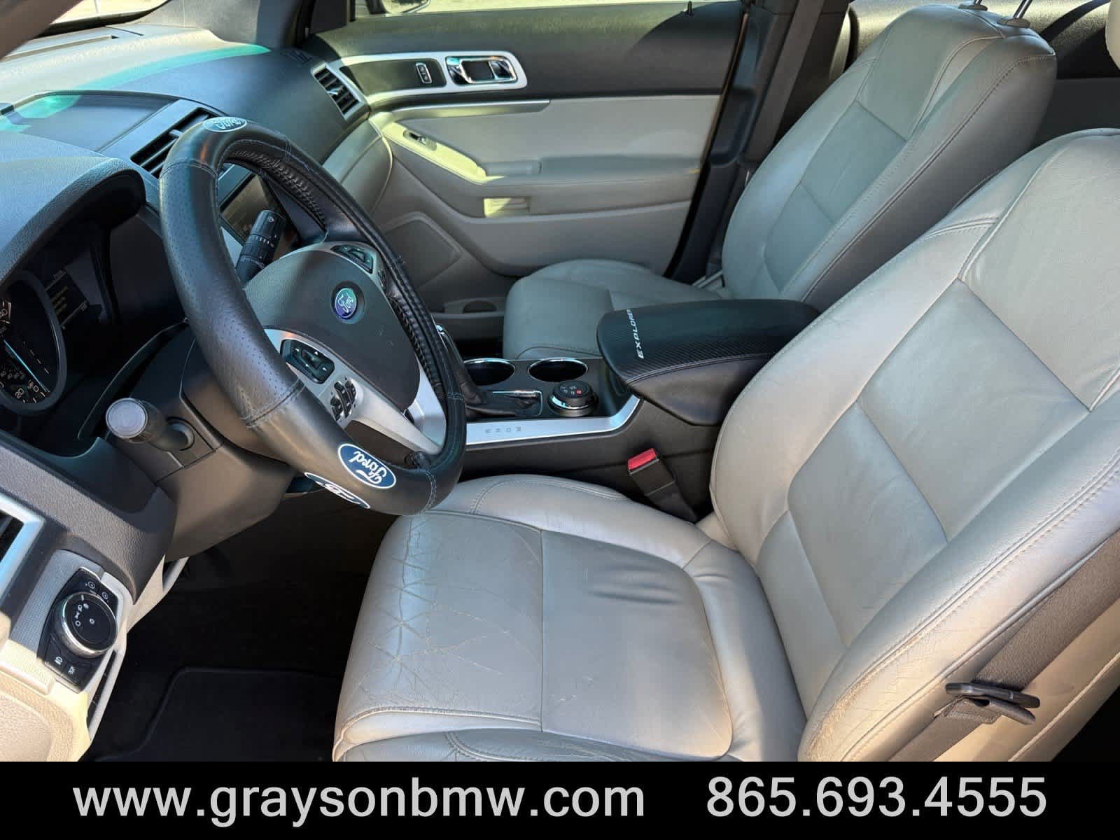 Used 2012 Ford Explorer XLT AWD/4WD image 12
