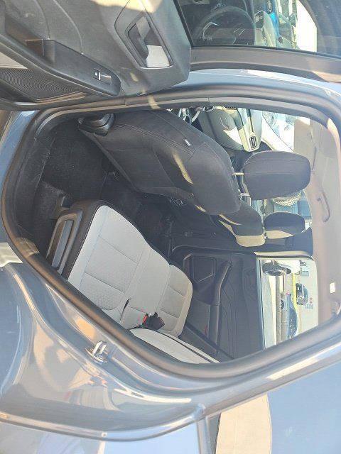 Used 2025 Ford Escape Active FWD image 2