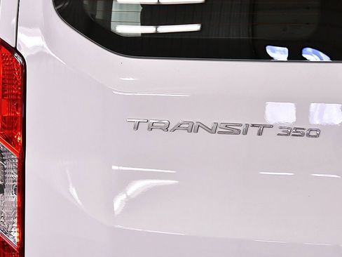 Used 2023 Ford Transit 350 XLT image 10