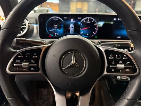 Used 2019 Mercedes-Benz A 220 image 21
