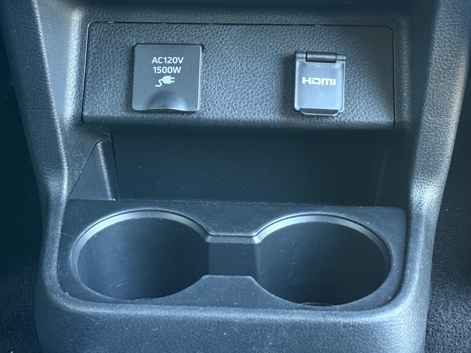 Used 2021 Toyota Sienna Platinum FWD image 18