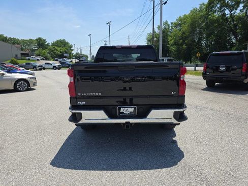 Used 2022 Chevrolet Silverado 1500 LT image 11