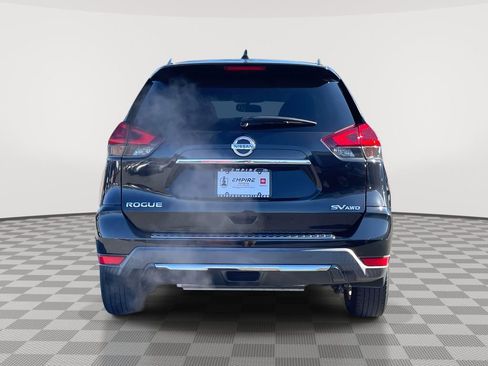 Used 2018 Nissan Rogue SV image 6