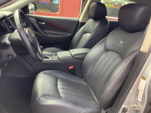 Used 2010 INFINITI EX35 Journey image 10
