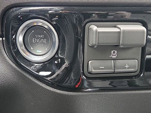 New 2026 Chevrolet Silverado 1500 LT w/ Safety Package image 18