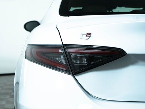 New 2024 Alfa Romeo Giulia Veloce image 22