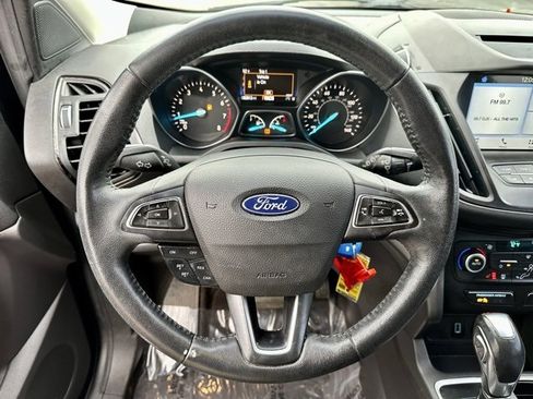 Used 2018 Ford Escape SEL image 31